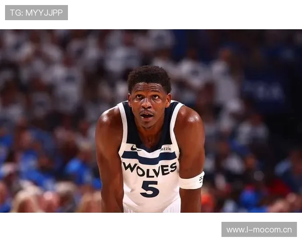 爱德华兹首节拿下11分 离生涯常规赛万分大关仅差12分